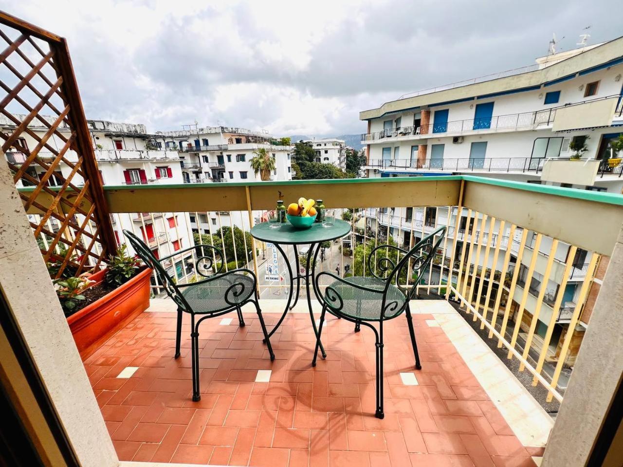 Azzurrissima Home-B&B Sorrento Centro ภายนอก รูปภาพ