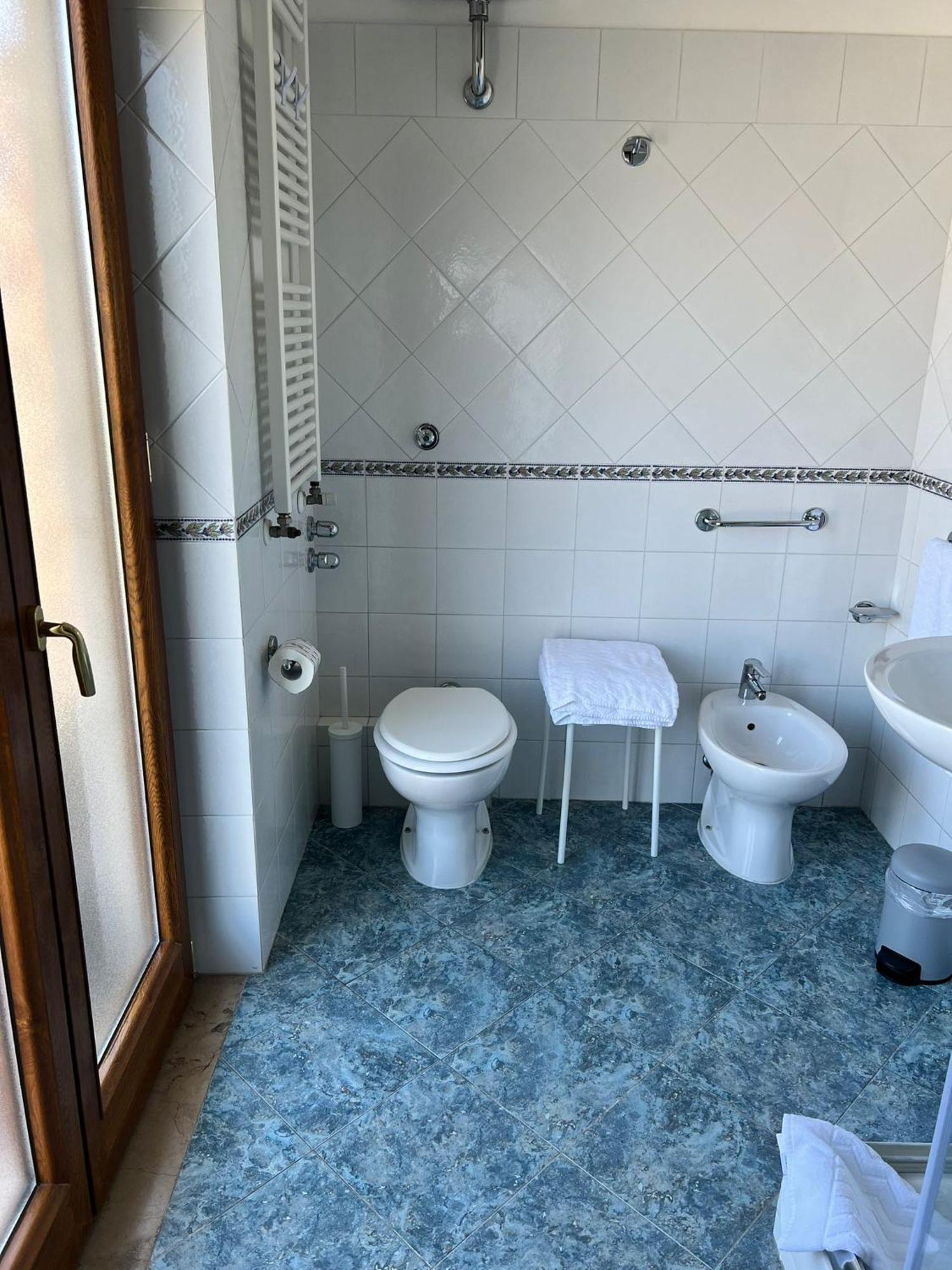 Azzurrissima Home-B&B Sorrento Centro ภายนอก รูปภาพ